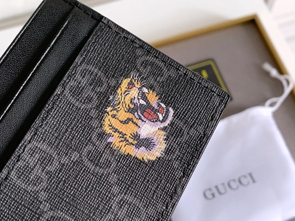 グッチ財布コピー側面デザイン